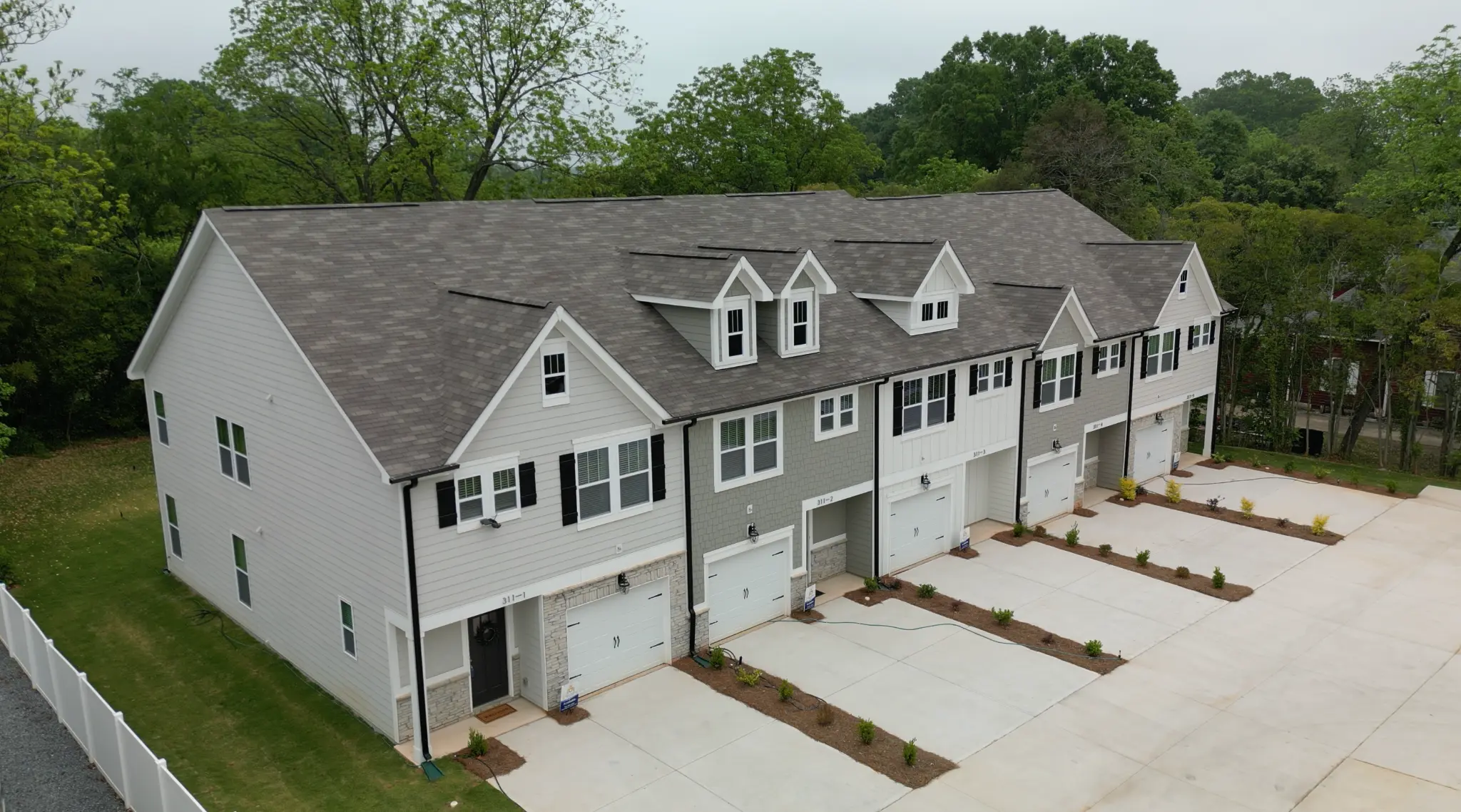 The Towns at Kings Mountain townhomes exterior β new construction in Kings Mountain NC